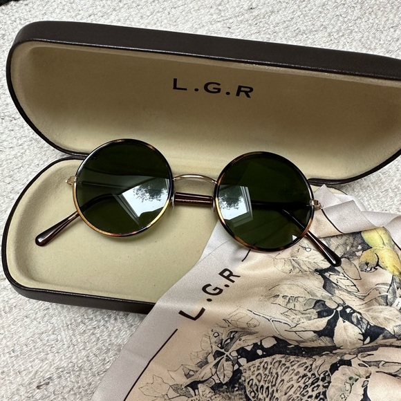 L.GR. World Round Sunglasses - Picture 2 of 4